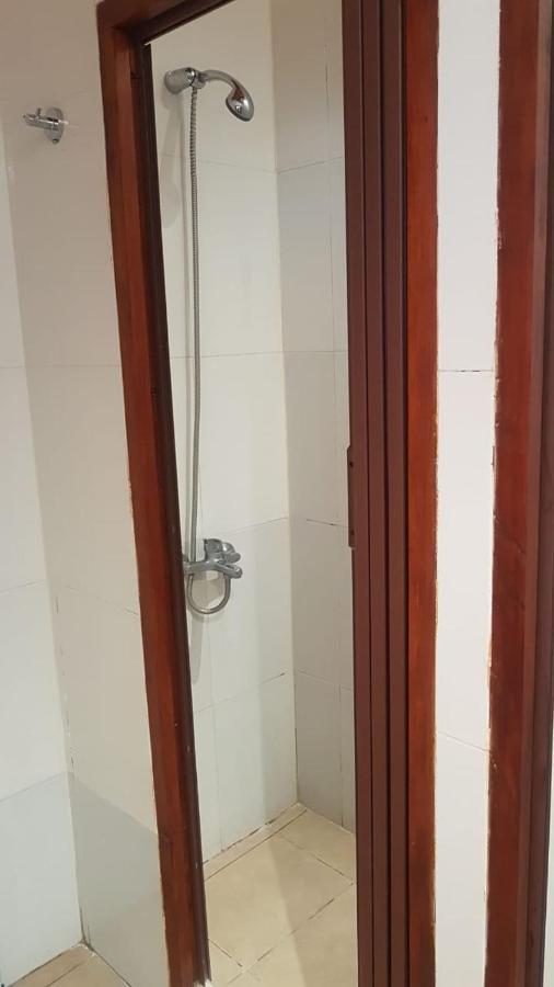 Accueillant Auberge 萨尔塔 外观 照片