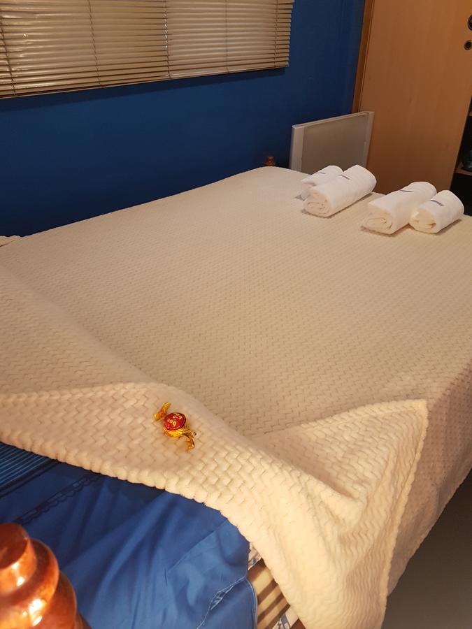 Accueillant Auberge 萨尔塔 外观 照片