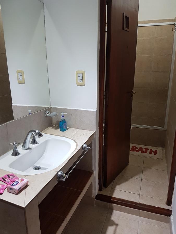Accueillant Auberge 萨尔塔 外观 照片